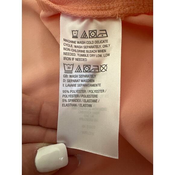 Issac Mizrah Live Peach Crop pants, Womens Plus Size 4X, scallop edge - Picture 5 of 6